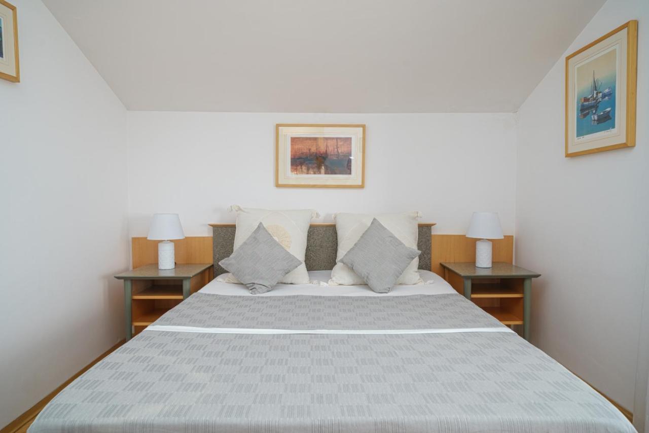 Villa David Vodice Luaran gambar