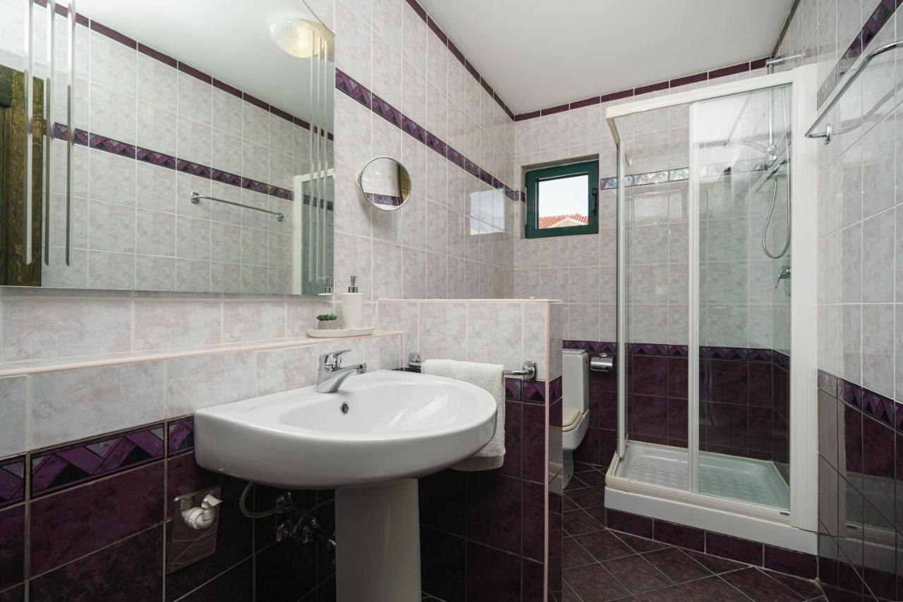 Villa David Vodice Luaran gambar