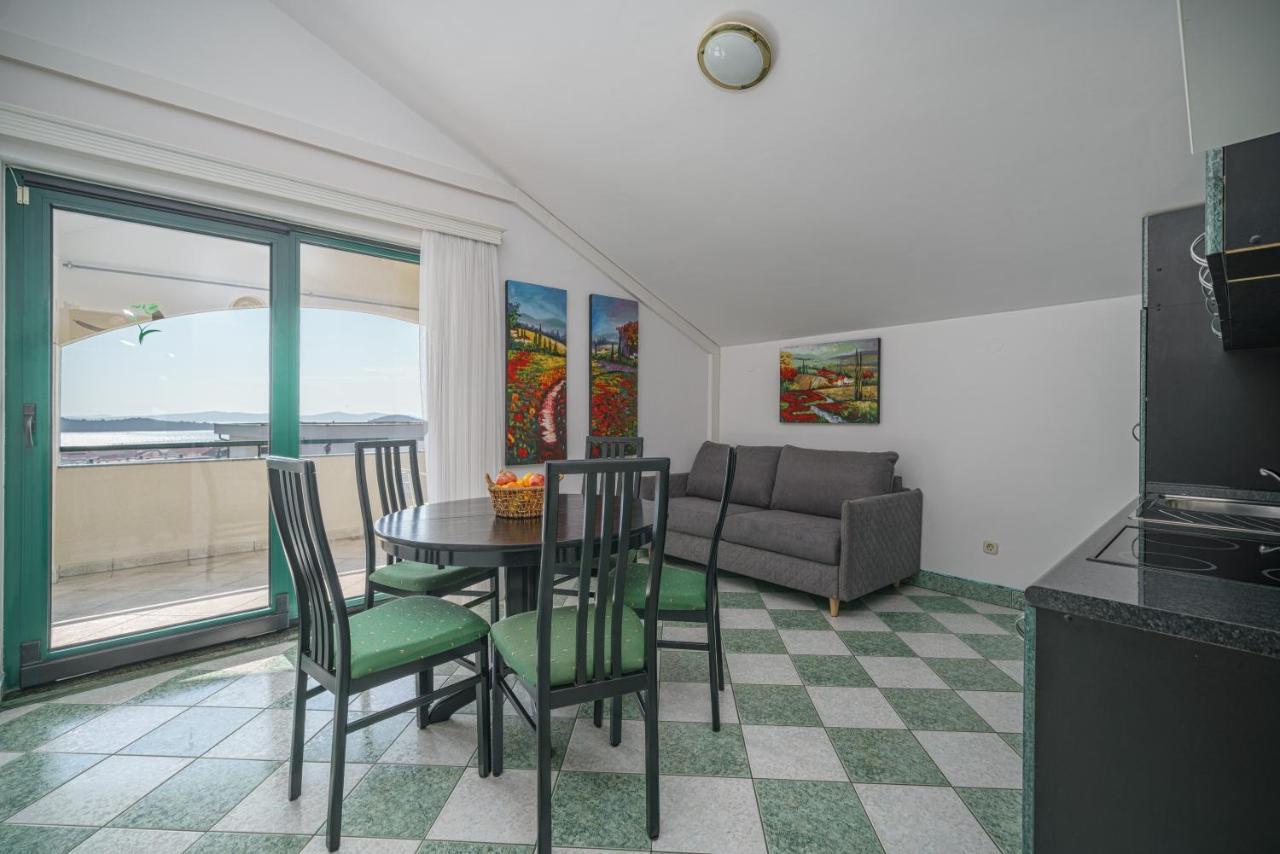 Villa David Vodice Luaran gambar